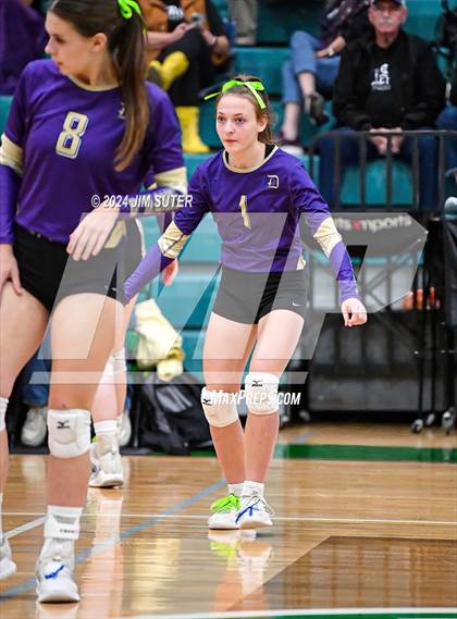Thumbnail 3 in D'Hanis vs Round Top-Carmine (UIL Volleyball 1A Region III Semifinal) photogallery.