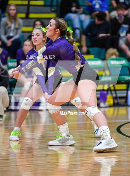 Thumbnail 2 in D'Hanis vs Round Top-Carmine (UIL Volleyball 1A Region III Semifinal) photogallery.