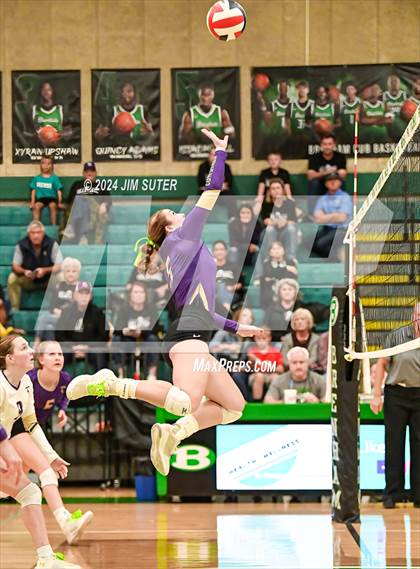 Thumbnail 1 in D'Hanis vs Round Top-Carmine (UIL Volleyball 1A Region III Semifinal) photogallery.
