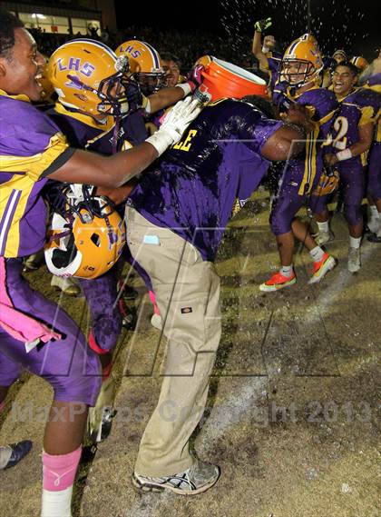 Thumbnail 3 in Lynwood vs. Firebaugh (Lynwood City Classic)  photogallery.