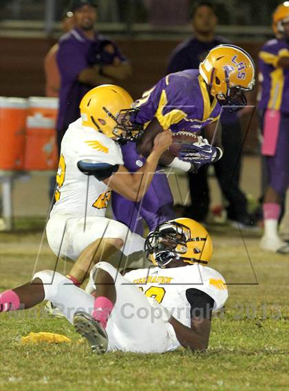 Thumbnail 2 in Lynwood vs. Firebaugh (Lynwood City Classic)  photogallery.