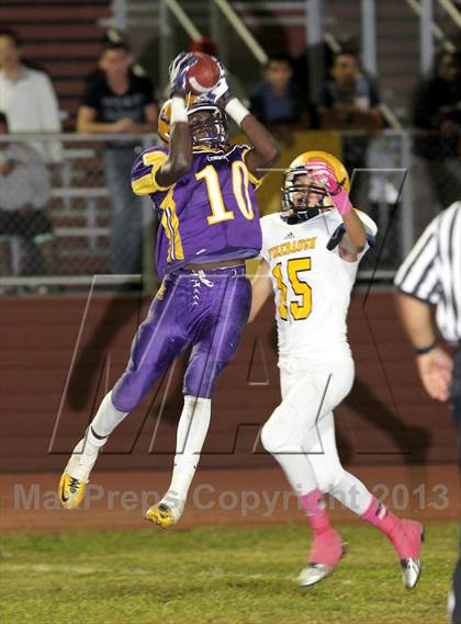 Thumbnail 1 in Lynwood vs. Firebaugh (Lynwood City Classic)  photogallery.