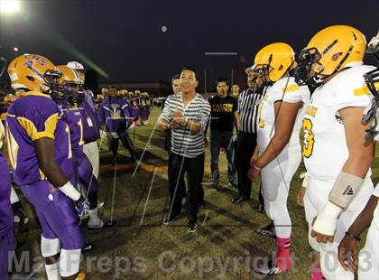 Thumbnail 3 in Lynwood vs. Firebaugh (Lynwood City Classic)  photogallery.