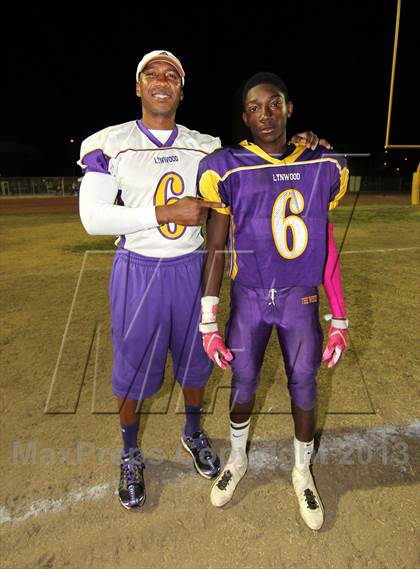 Thumbnail 2 in Lynwood vs. Firebaugh (Lynwood City Classic)  photogallery.