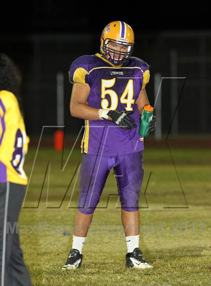 Thumbnail 3 in Lynwood vs. Firebaugh (Lynwood City Classic)  photogallery.