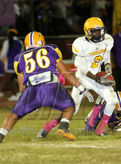 Thumbnail 1 in Lynwood vs. Firebaugh (Lynwood City Classic)  photogallery.