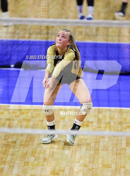 Thumbnail 2 in Jefferson Academy vs. Lamar (CHSAA 3A Contenders First Round) photogallery.
