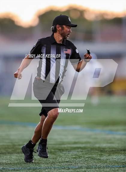 Thumbnail 3 in St. Francis @ Culver City (CIF-SS Div 2 Final) photogallery.