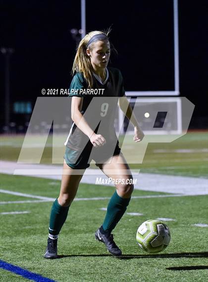 Thumbnail 1 in The Woodlands vs Kingwood Park (I-10 Shootout) photogallery.