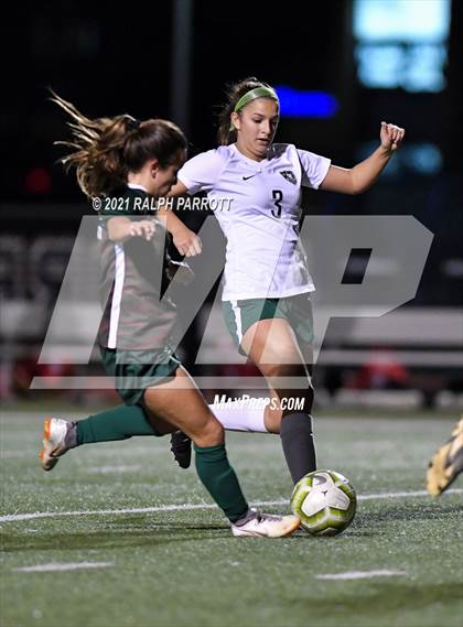 Thumbnail 3 in The Woodlands vs Kingwood Park (I-10 Shootout) photogallery.
