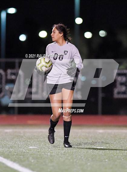 Thumbnail 2 in The Woodlands vs Kingwood Park (I-10 Shootout) photogallery.