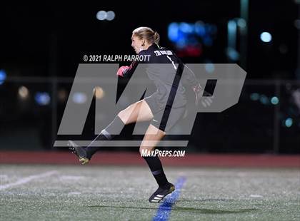 Thumbnail 2 in The Woodlands vs Kingwood Park (I-10 Shootout) photogallery.