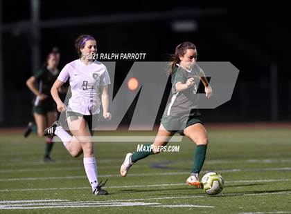 Thumbnail 3 in The Woodlands vs Kingwood Park (I-10 Shootout) photogallery.