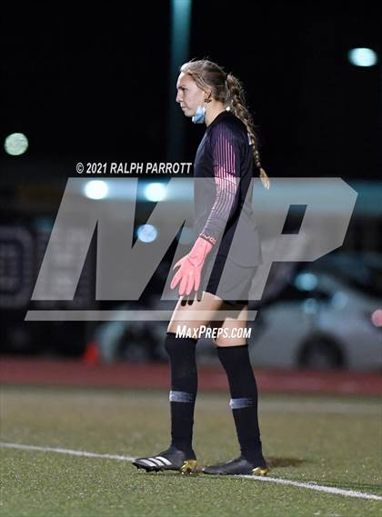Thumbnail 2 in The Woodlands vs Kingwood Park (I-10 Shootout) photogallery.