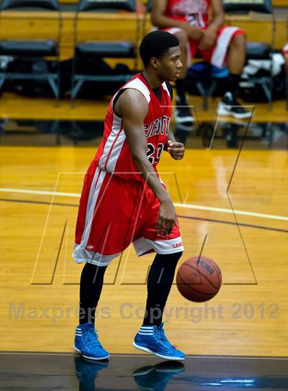 Thumbnail 1 in Chavez vs. Cordova (McDonald's Classic) photogallery.