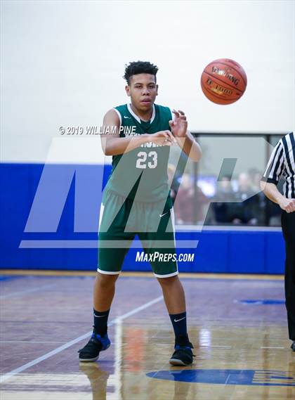Thumbnail 2 in New Paltz vs. Minisink Valley (Section 9 Class A Championship) photogallery.