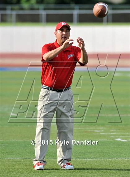 Thumbnail 2 in 2015 Native All Star Football Classic (Red Hawks vs. Blue Eagles) photogallery.