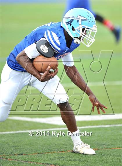 Thumbnail 1 in 2015 Native All Star Football Classic (Red Hawks vs. Blue Eagles) photogallery.