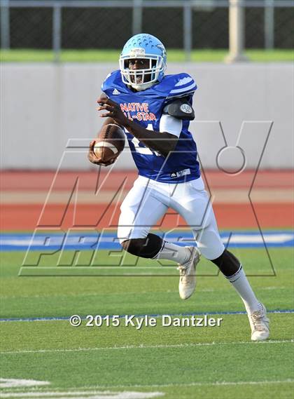 Thumbnail 1 in 2015 Native All Star Football Classic (Red Hawks vs. Blue Eagles) photogallery.