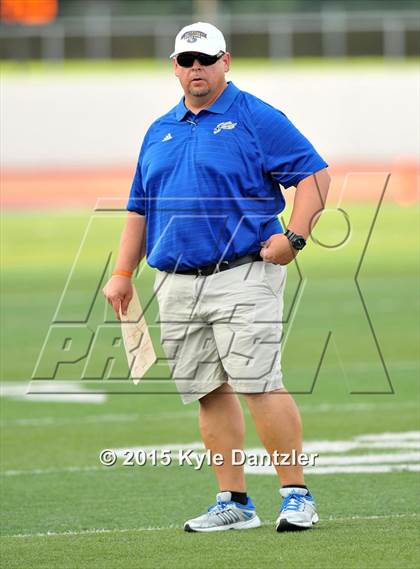 Thumbnail 1 in 2015 Native All Star Football Classic (Red Hawks vs. Blue Eagles) photogallery.