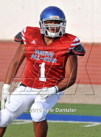 Thumbnail 3 in 2015 Native All Star Football Classic (Red Hawks vs. Blue Eagles) photogallery.