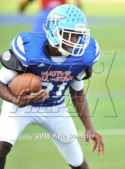 Thumbnail 2 in 2015 Native All Star Football Classic (Red Hawks vs. Blue Eagles) photogallery.