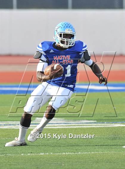 Thumbnail 2 in 2015 Native All Star Football Classic (Red Hawks vs. Blue Eagles) photogallery.