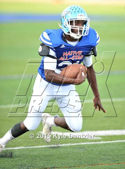 Thumbnail 3 in 2015 Native All Star Football Classic (Red Hawks vs. Blue Eagles) photogallery.