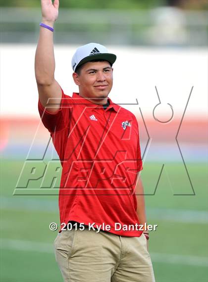 Thumbnail 2 in 2015 Native All Star Football Classic (Red Hawks vs. Blue Eagles) photogallery.