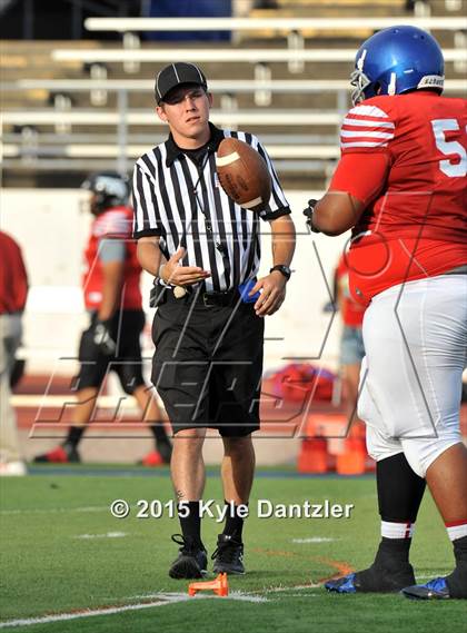 Thumbnail 2 in 2015 Native All Star Football Classic (Red Hawks vs. Blue Eagles) photogallery.