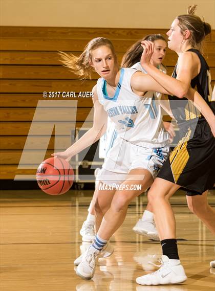 Thumbnail 1 in Arapahoe @ Ralston Valley photogallery.