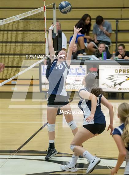 Thumbnail 2 in Camarillo @ Oak Park photogallery.