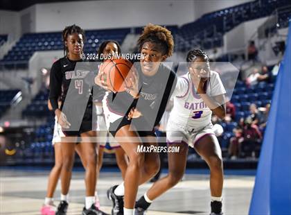 Thumbnail 3 in Pearland vs. Dickinson (RCS Sports Kickoff Classic) photogallery.