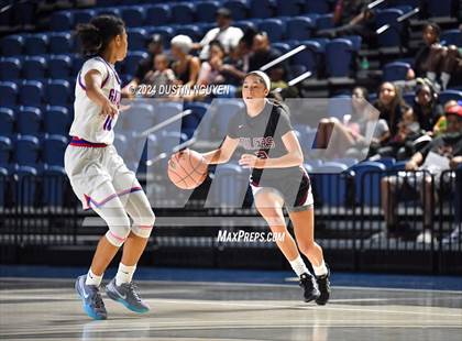 Thumbnail 3 in Pearland vs. Dickinson (RCS Sports Kickoff Classic) photogallery.