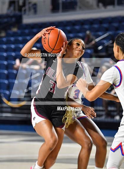 Thumbnail 3 in Pearland vs. Dickinson (RCS Sports Kickoff Classic) photogallery.