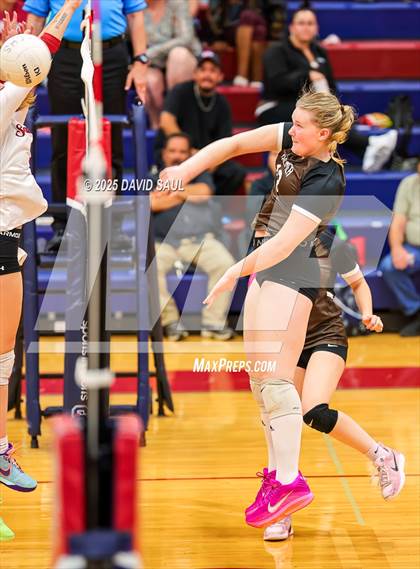 Thumbnail 3 in Palmer @ Sand Creek photogallery.