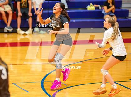 Thumbnail 2 in Palmer @ Sand Creek photogallery.