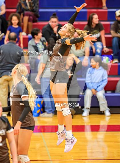 Thumbnail 1 in Palmer @ Sand Creek photogallery.