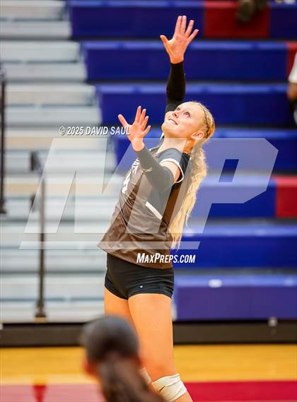 Thumbnail 3 in Palmer @ Sand Creek photogallery.