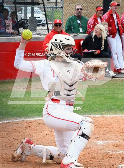 Thumbnail 1 in Katy vs Cinco Ranch photogallery.