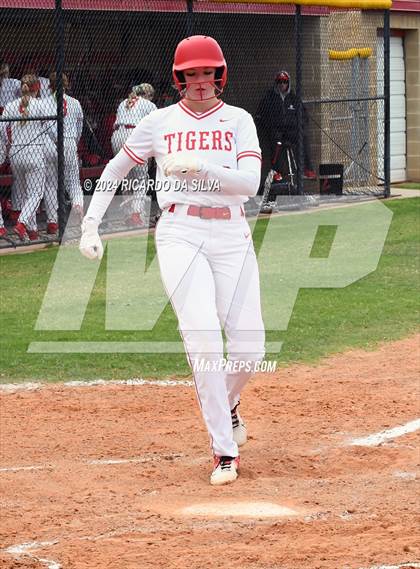 Thumbnail 1 in Katy vs Cinco Ranch photogallery.