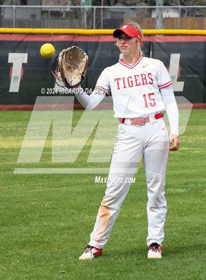 Thumbnail 1 in Katy vs Cinco Ranch photogallery.