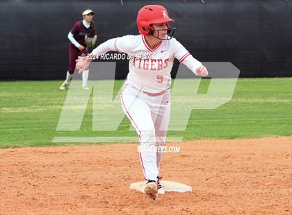 Thumbnail 2 in Katy vs Cinco Ranch photogallery.