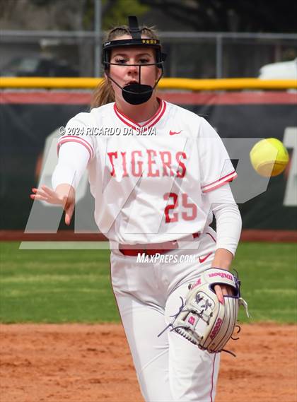 Thumbnail 2 in Katy vs Cinco Ranch photogallery.
