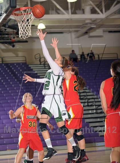 Thumbnail 3 in Perris vs. Mission Viejo (MaxPreps Holiday Classic) photogallery.