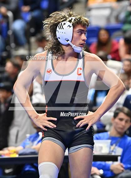 Thumbnail 3 in UIL State Championships - 5A 120lb Final photogallery.