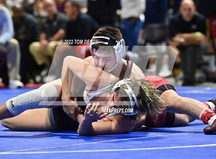 Thumbnail 2 in UIL State Championships - 5A 120lb Final photogallery.