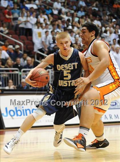 Thumbnail 2 in Desert Vista vs. Corona del Sol (AIA D1 Semifinals) photogallery.