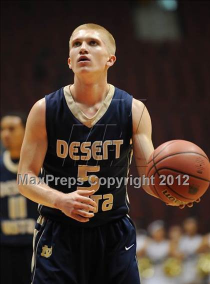 Thumbnail 1 in Desert Vista vs. Corona del Sol (AIA D1 Semifinals) photogallery.