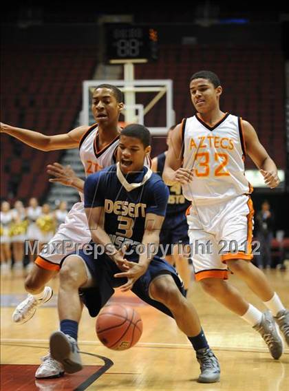 Thumbnail 3 in Desert Vista vs. Corona del Sol (AIA D1 Semifinals) photogallery.
